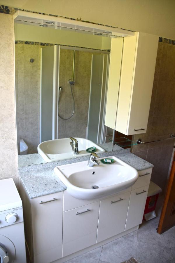 Villa Teresina นอลี ภายนอก รูปภาพ