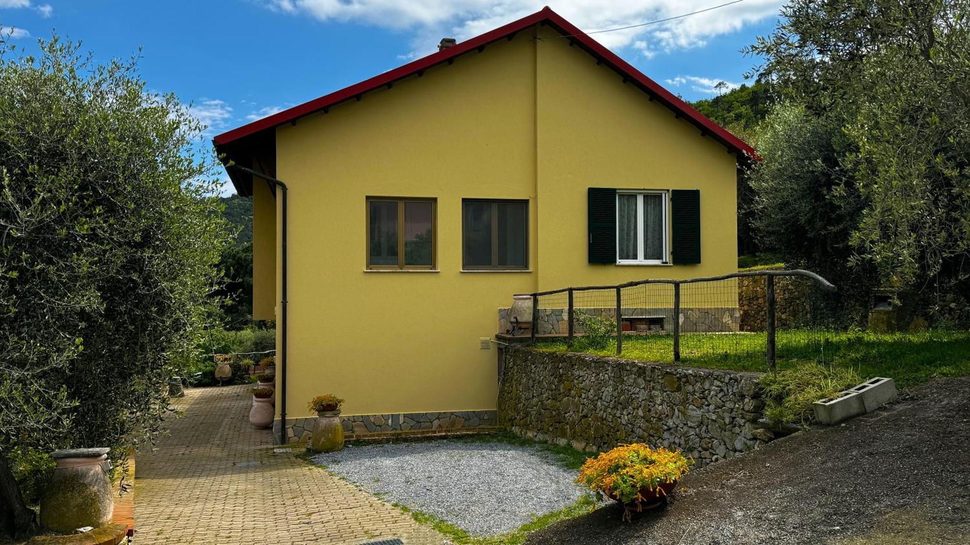 Villa Teresina นอลี ภายนอก รูปภาพ